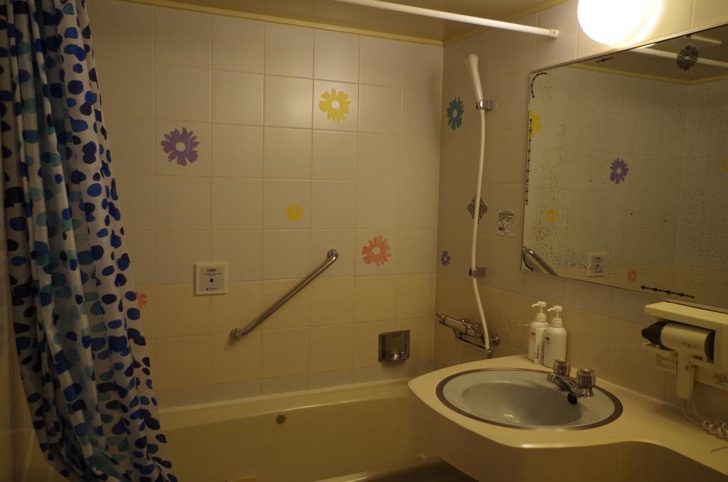 City Hotel Bell Urayasu Esterno foto